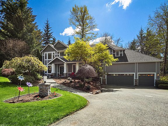 2nd image of 23419 NE 138th Way
