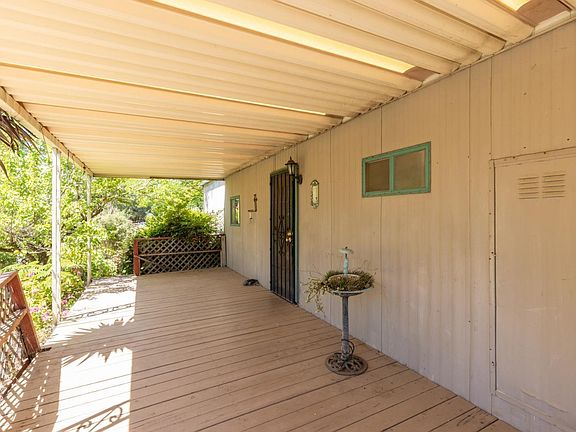 4th image of 80 Hiatt Road