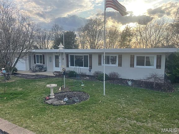 2nd image of 5625 Circle Dr