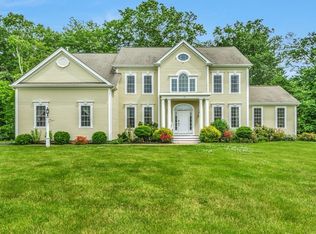 71 Canterbury Hill Rd, Acton, MA 01720