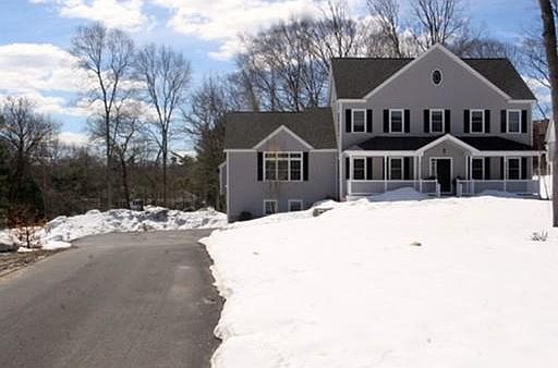 1st image of 21 Whites Hill Dr