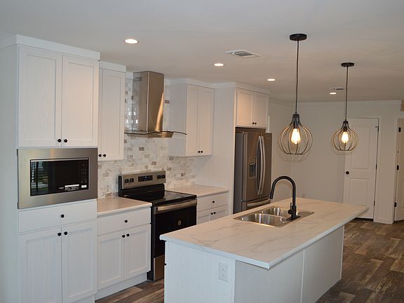 6th image of this home