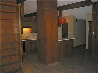 4th image of 1213 Glenwood Dr