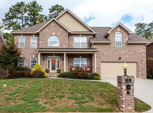 8411 Harbor Cove Dr, Knoxville, TN 37938