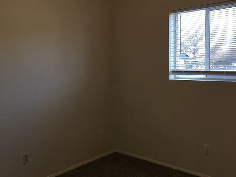 2053 SW Timber Ave — Photo 6