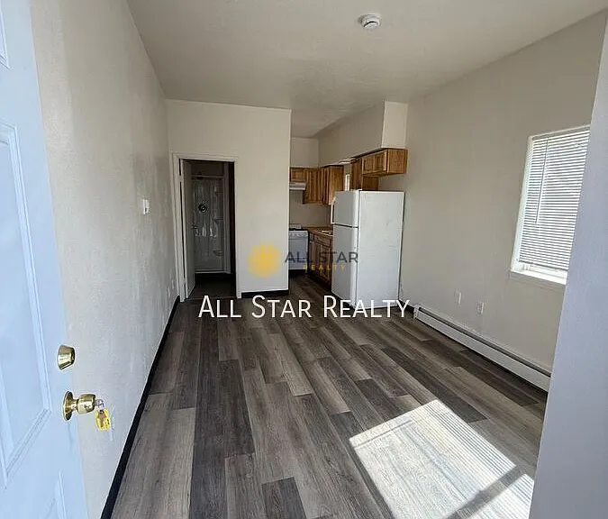 3901 Northwood Dr #8 — Photo 4
