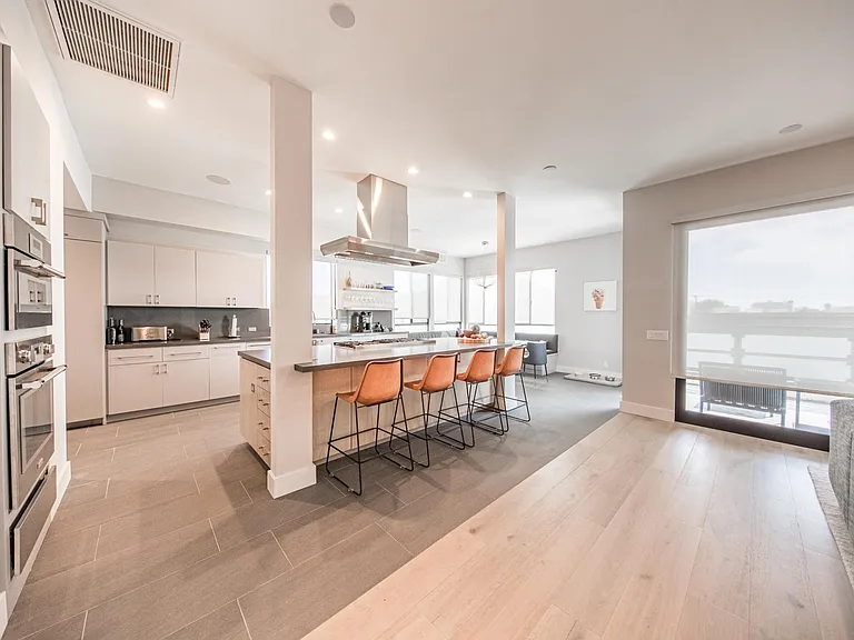 1115 14th St #Penthouse 306 — Photo 5