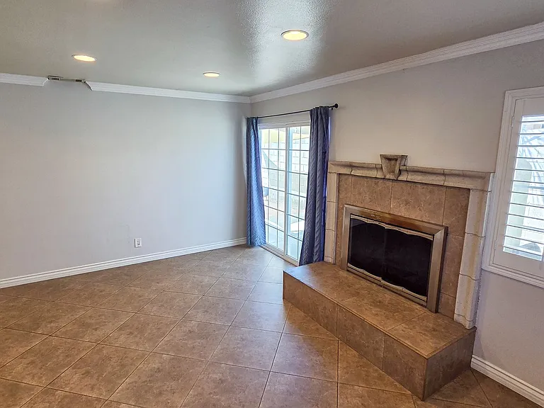 9342 Colfair St — Photo 6