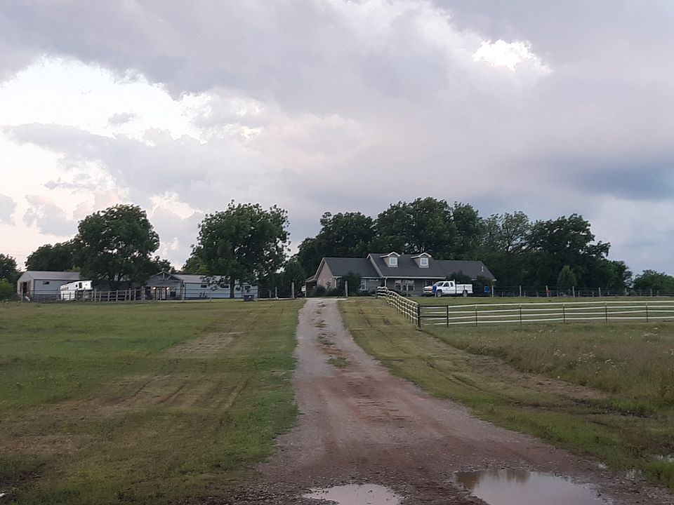 1st image of 33686 E County Road 1610