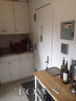 Rented by Town Residential | media 37