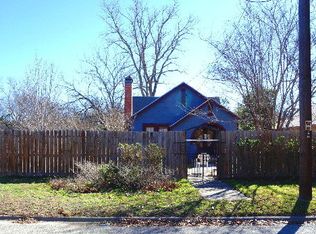 421 Lytle St, Kerrville, TX 78028
