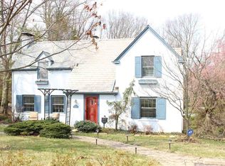 1076 Emerson Rd, Park Hills, KY 41011