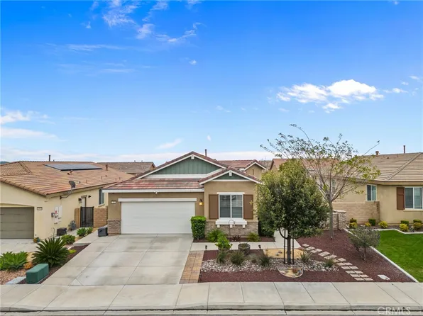 17925 Cloudberry Dr, San Bernardino, CA 92407