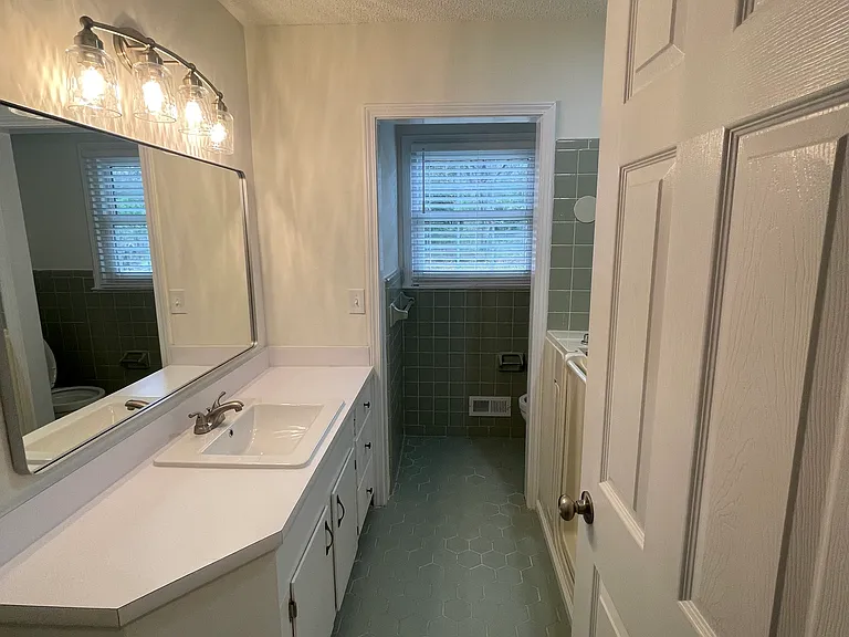 5605 Borden Rd — Photo 9