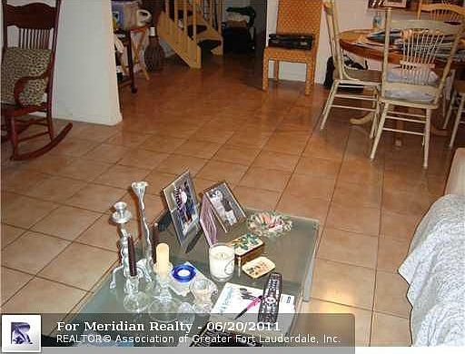 4th image of 3313 Carambola Cir S #2401