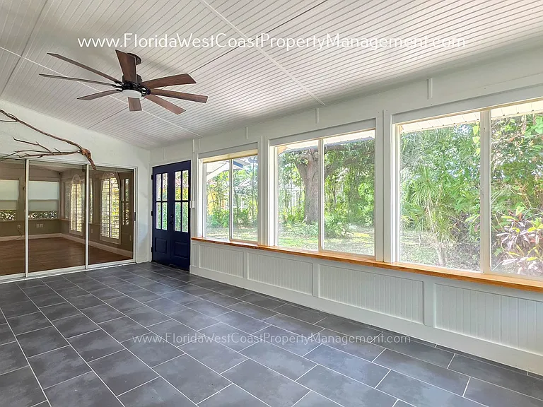 4667 Hamlets Grove Dr — Photo 19