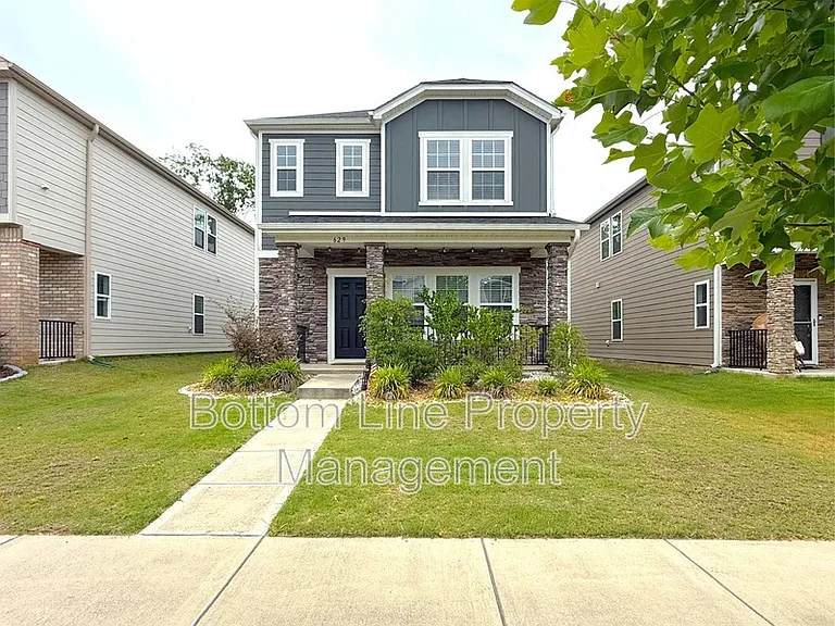 629 Cranford Dr — Photo 1