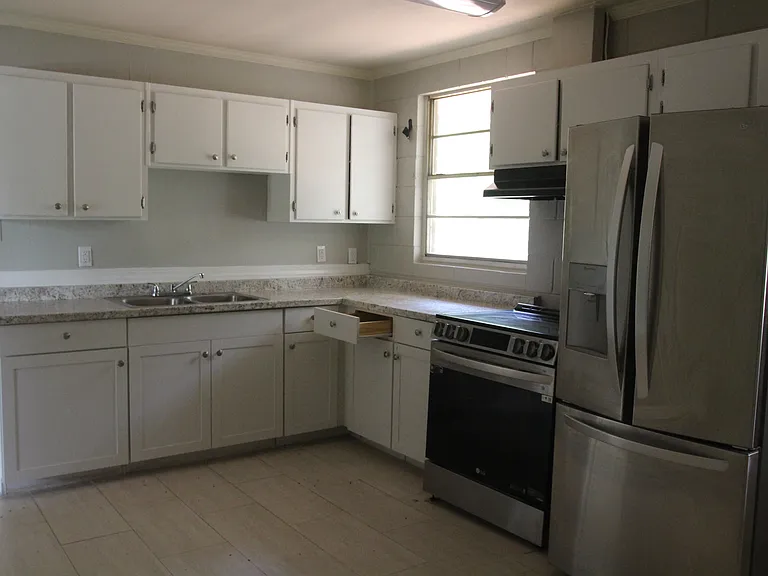 1306 Maryland Dr #B — Photo 12