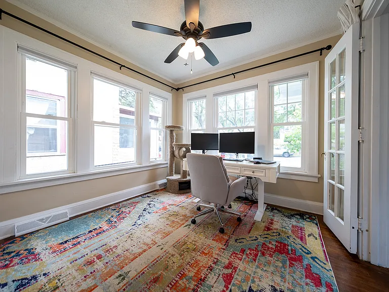 2916 Johnson St NE — Photo 9