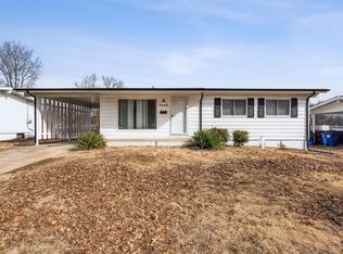 1485 Estes Dr, Florissant, MO 63031