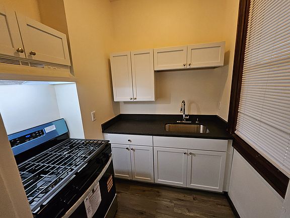 5th image of 36 Bellevue Ave #1