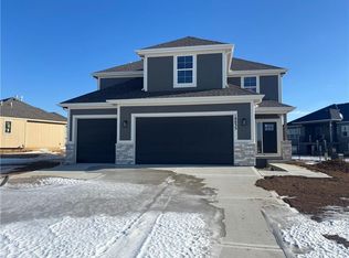 18833 Bittersweet Dr, Spring Hill, KS 66083