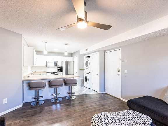 2nd image of 120 Shannon Dr Unit 1