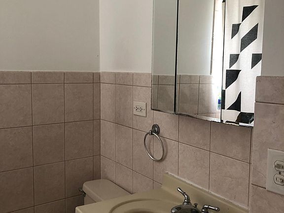 4th image of 1453 N Campbell Ave APT 1