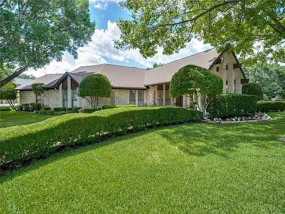 2nd image of 6629 Meadow Haven Dr