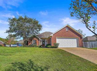 204 Woodgreen Cv, Flowood, MS 39232