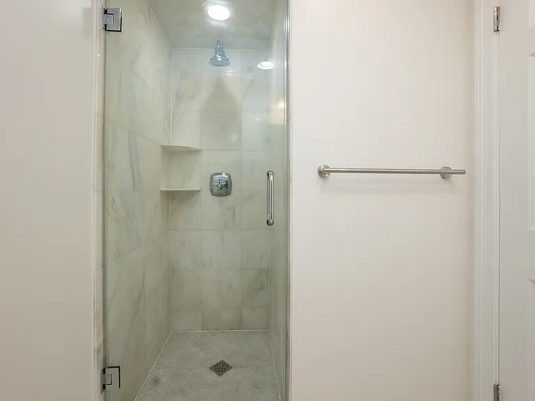 Bathroom 2 (2 of 2)