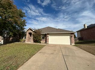 930 W Silver Sage Dr, Wylie, TX 75098