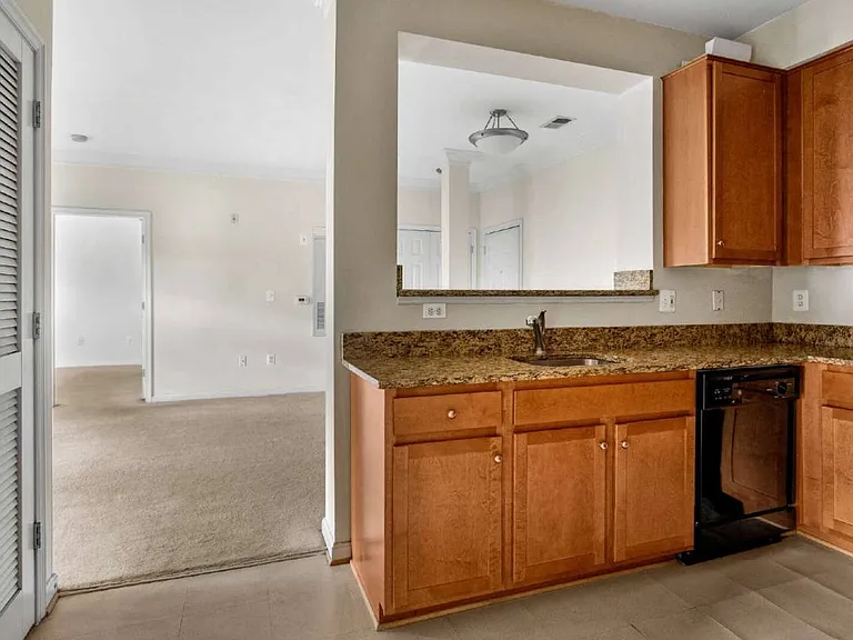 4850 Eisenhower Ave #407 — Photo 9