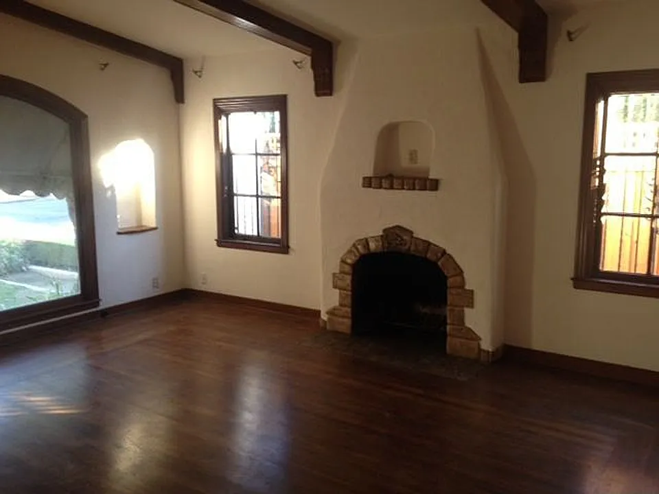 1499 Cherry Ave photo 1