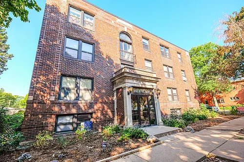 Yale Apartments Photo 1