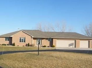 2811 County Line Rd, De Pere, WI 54115