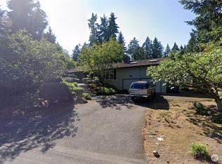 9615 NE 34th St, Bellevue, WA