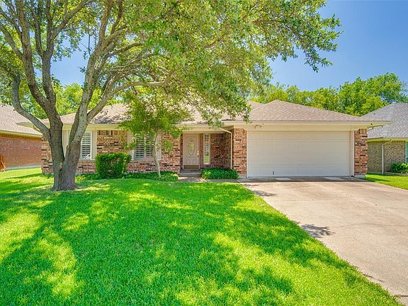 4th image of 7524 Steward Ln