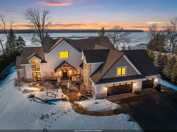 3765 Bay Shore Dr, Sturgeon Bay, WI 54235
