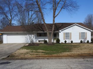 7550 E Mulberry Dr, Terre Haute, IN 47802