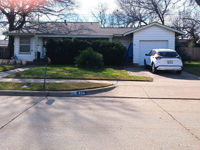 424 E Ellen Ave, Hurst, TX, 76053