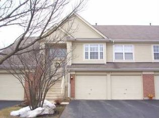 1603 Columbia Cir UNIT 2, Bartlett, IL 60103
