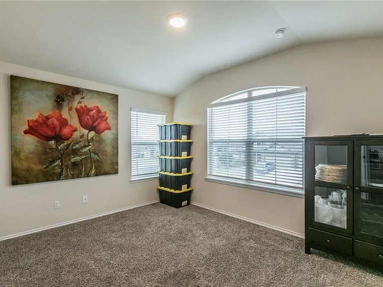 2824 Jackal Dr — Photo 22
