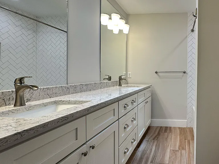 1415 Abercorn St — Photo 30