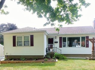85 Rustown Dr, Stratford, CT 06614