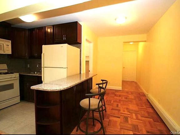2nd image of 1029 115th Street