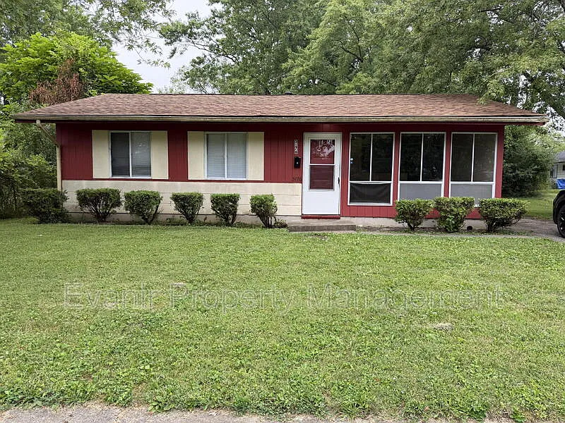 3 bed, 1.0 bath, 925 sqft, $1,000 — Photo 4