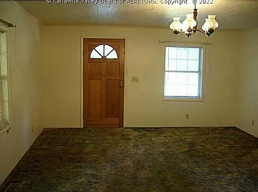 4 bed, 1.5 bath, 1830 sqft, $1,100 — Photo 4