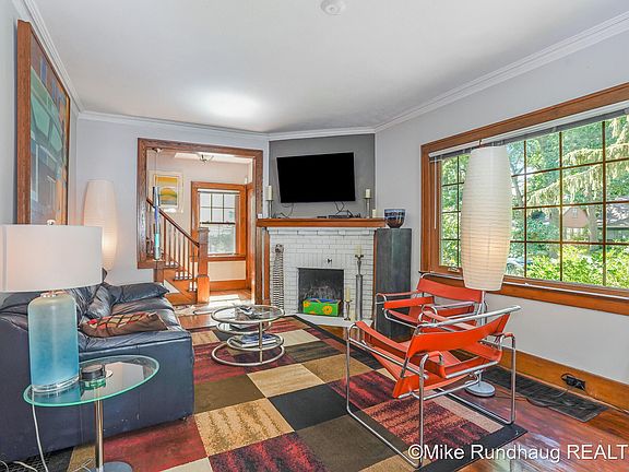 5th image of 1732 Union Ave SE