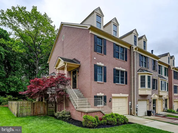 1013 Hidden Moss Dr, Cockeysville, MD 21030